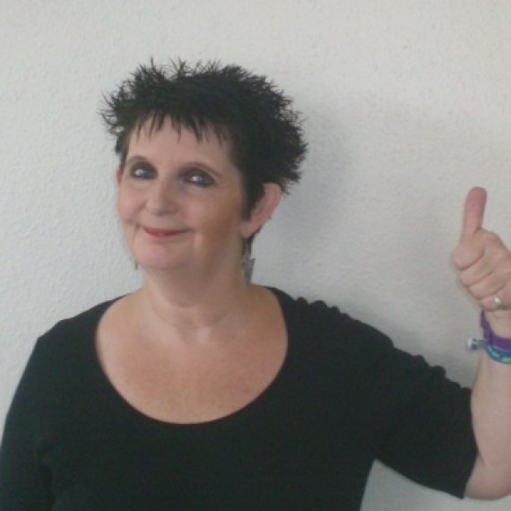 debbiew-570×570